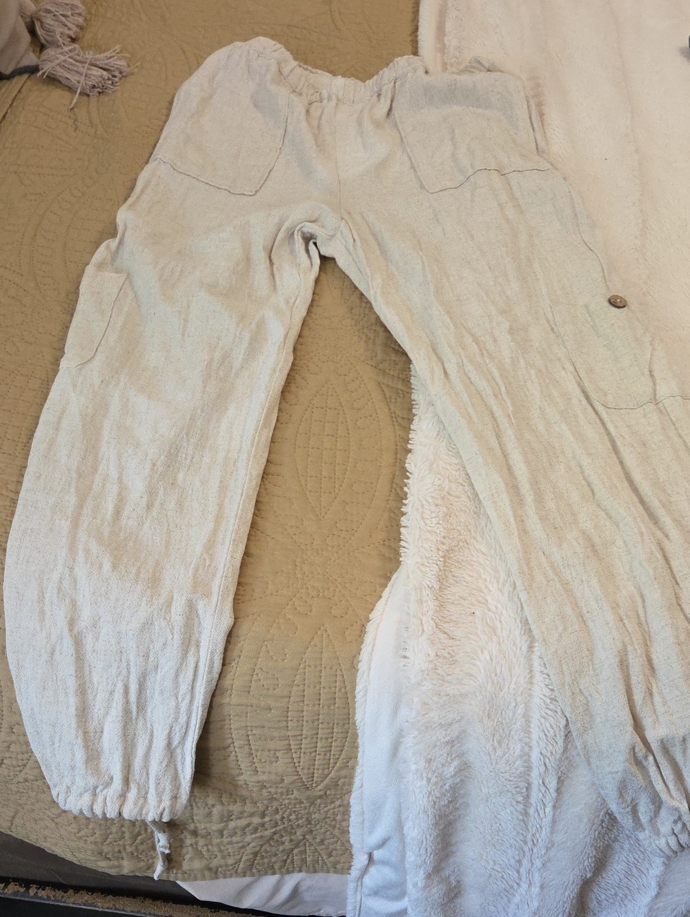 Love Tree Light Beige Elastic-Waist Jogger Pants with Patch Pockets
